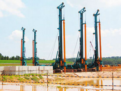 Construction d'un groupe de machines pour le brise-roche du Projet T201 à Singapour en 2014